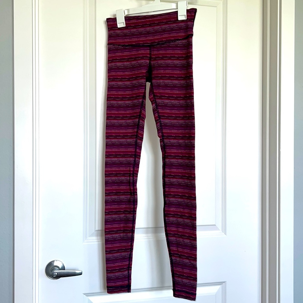 Lululemon workout leggings size 4